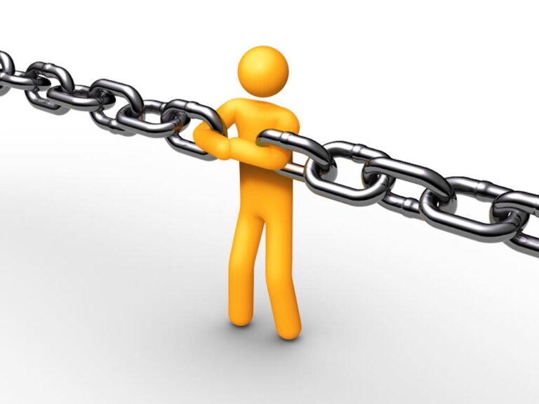 Стоит ли набирать ссылочную массу без контента